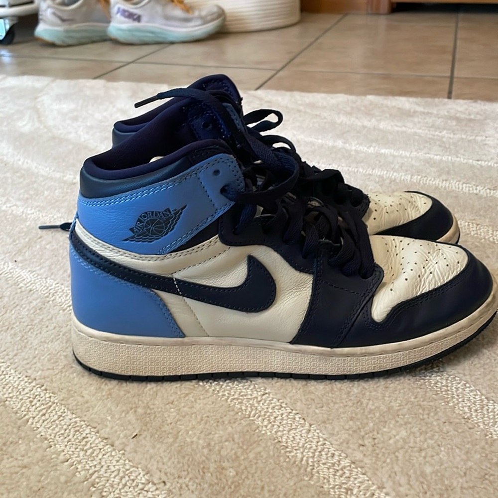 Air Jordan 1 Retro High Obsidian